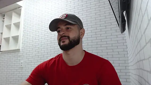 Snapshot of BombeiroHotx chatting on November 2025 08:07:01 PM BombeiroHotx online show from November 2025 08:07:01 PM