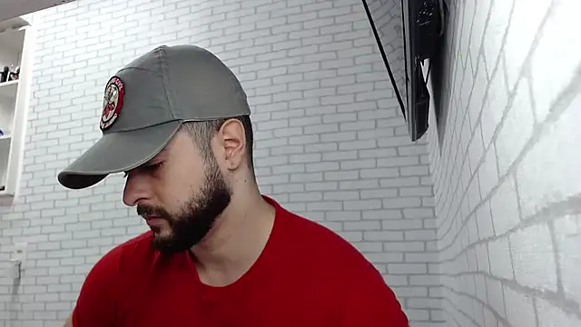 Snapshot of BombeiroHotx chatting on November 2025 10:03:02 PM BombeiroHotx online show from November 2025 10:03:02 PM