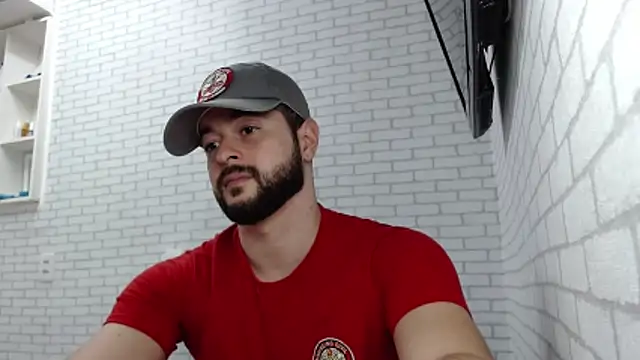 Snapshot of BombeiroHotx chatting on November 2025 01:08:02 AM BombeiroHotx online show from November 2025 01:08:02 AM