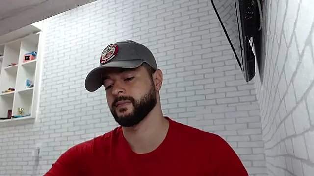 Snapshot of BombeiroHotx chatting on January 2026 07:17:01 PM BombeiroHotx online show from January 2026 07:17:01 PM