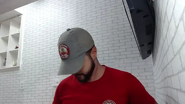 Snapshot of BombeiroHotx chatting on February 2026 07:40:01 PM BombeiroHotx online show from February 2026 07:40:01 PM