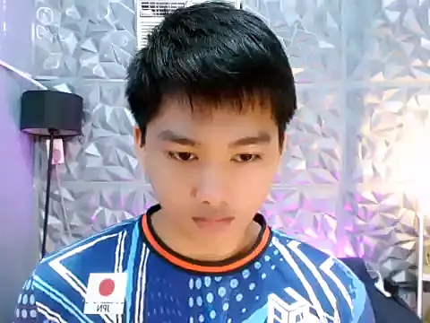 Snapshot of Mister_officer69 chatting on December 2025 09:13:02 PM Mister officer69 online show from December 2025 09:13:02 PM