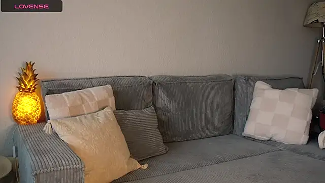 LucyxLou online show from September 2025 10:25:02 AM