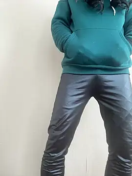 iikangi online show from March 2026 02:08:02 AM