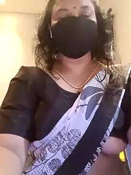 Snapshot of Tamil_Sivani chatting on February 2026 01:26:02 AM Tamil Sivani online show from February 2026 01:26:02 AM