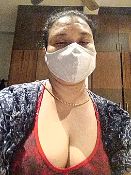 Snapshot of Tamil_Sivani chatting on February 2026 04:02:02 PM Tamil Sivani online show from February 2026 04:02:02 PM