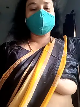 Snapshot of Tamil_Sivani chatting on February 2026 03:27:01 AM Tamil Sivani online show from February 2026 03:27:01 AM