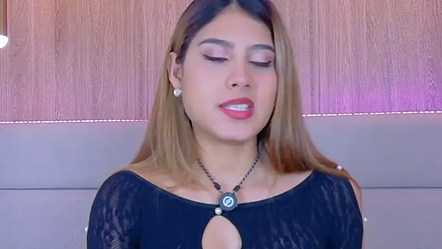 ZoehAngel online show from February 2026 11:32:01 AM