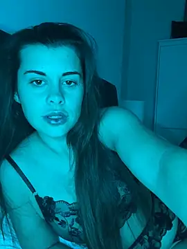 AlitaNova online show from November 2025 09:26:01 PM