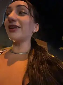 Ninabigtitied online show from November 2025 08:31:01 PM