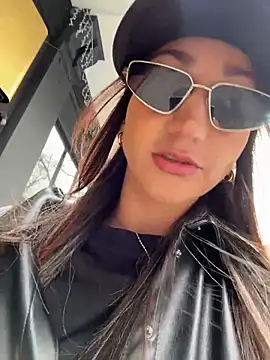 Ninabigtitied online show from February 2026 11:15:01 AM