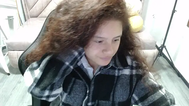 Snapshot of Velvet_Moon_V chatting on November 2025 01:21:02 PM Velvet Moon V online show from November 2025 01:21:02 PM