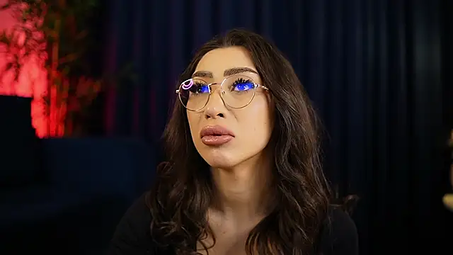  ChloeLee  online show from January 2026 06:05:02 AM