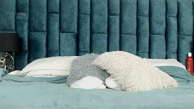 Snapshot of Emma_Foxi chatting on November 2025 08:46:02 PM Emma Foxi online show from November 2025 08:46:02 PM