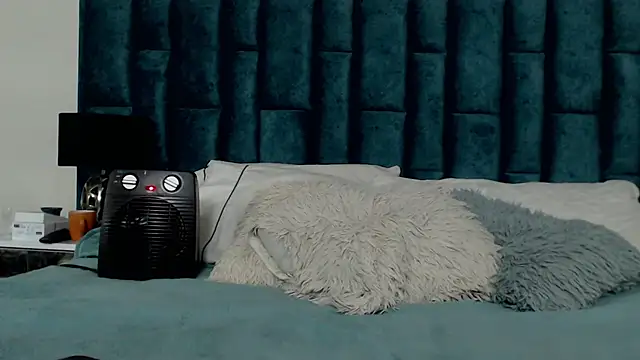 Snapshot of Emma_Foxi chatting on November 2025 09:49:02 PM Emma Foxi online show from November 2025 09:49:02 PM