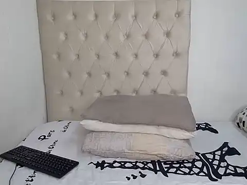 Lolly Ramochele online show from September 2025 03:28:01 AM