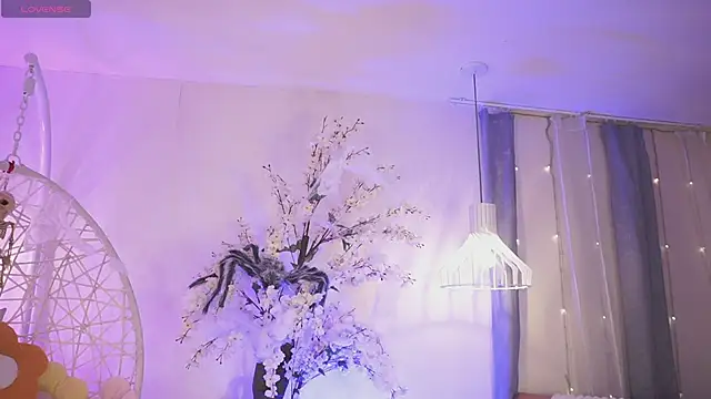 JadeSummerr online show from October 2025 11:40:01 AM