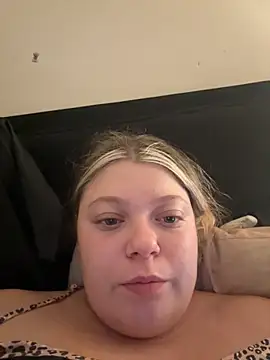 kinkybellexx online show from November 2025 05:51:01 AM