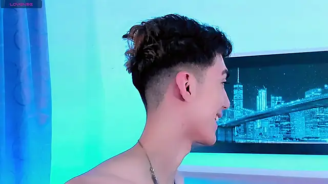 Baby FenixTS online show from September 2025 11:15:01 AM