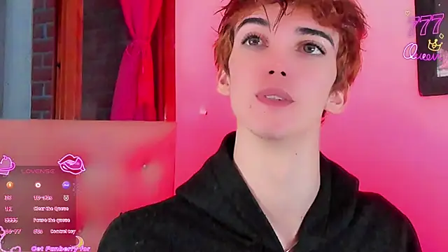 Baby FenixTS online show from April 2026 07:11:01 PM