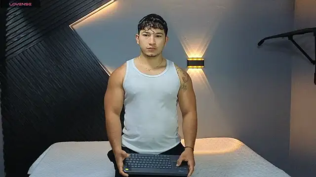 Horny nick18 online show from March 2026 12:01:01 PM