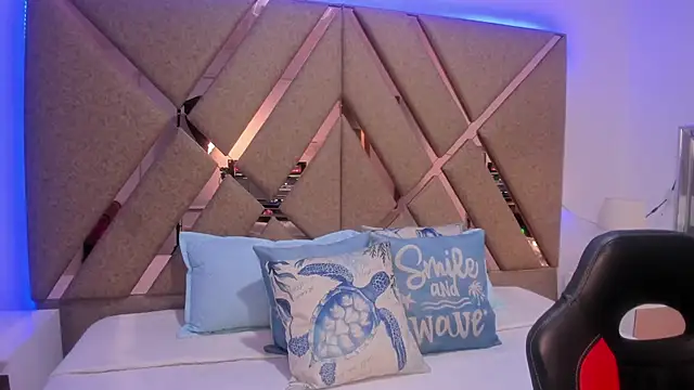 BelhaLawuo online show from October 2025 07:26:01 PM