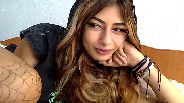 piccolaflo online show from September 2025 07:20:01 AM