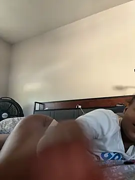 PrettyBabriexox online show from October 2025 03:42:01 PM