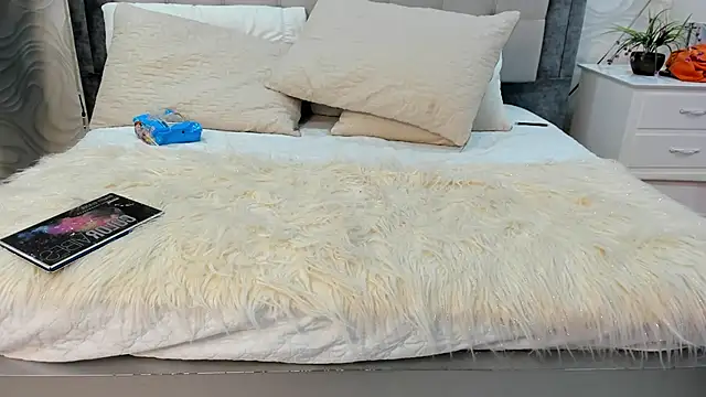 Snapshot of its_bibi chatting on March 2026 03:54:01 AM its bibi online show from March 2026 03:54:01 AM