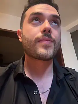 acmello83 online show from April 2026 11:43:01 PM