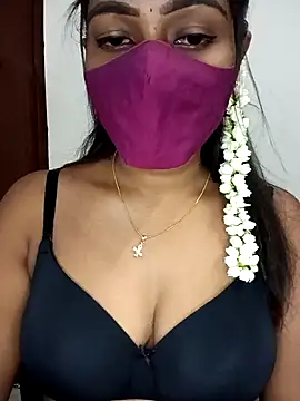 Snapshot of Tamil_kavinila chatting on April 2026 04:04:02 AM Tamil kavinila online show from April 2026 04:04:02 AM