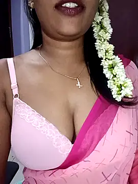 Snapshot of Tamil_kavinila chatting on May 2026 03:40:02 PM Tamil kavinila online show from May 2026 03:40:02 PM