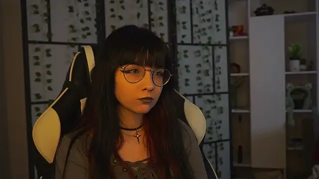 BereniceBattersby online show from September 2025 08:13:01 PM