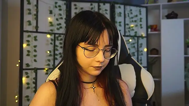 BereniceBattersby online show from September 2025 08:36:01 PM