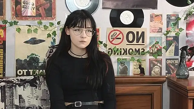 BereniceBattersby online show from November 2025 09:21:01 AM