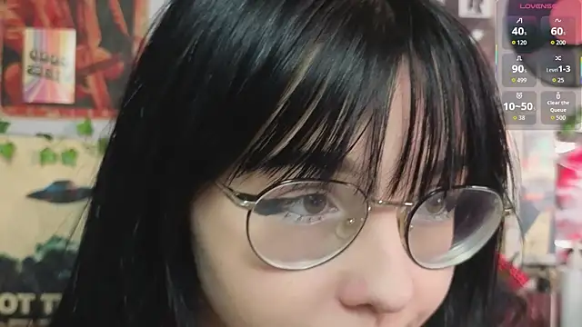 BereniceBattersby online show from November 2025 11:35:01 AM