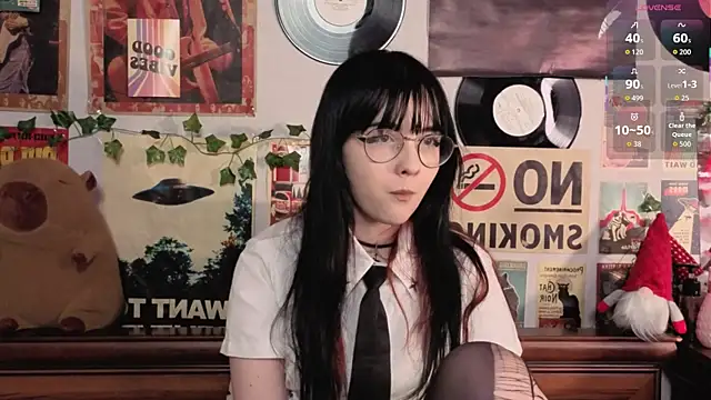 BereniceBattersby online show from November 2025 11:25:01 AM