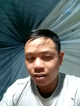 DungLuongg online show from September 2025 01:04:01 PM