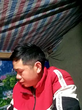 DungLuongg online show from January 2026 02:19:01 PM