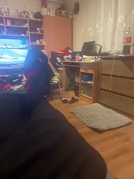 Hamutip online show from March 2026 10:31:02 PM