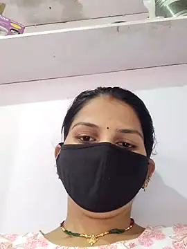 poojam93 online show from October 2025 02:09:02 AM