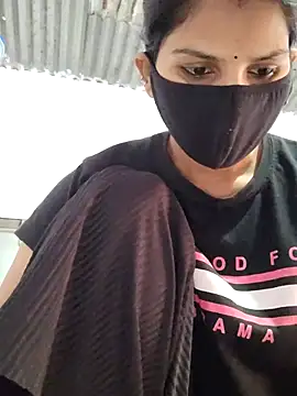 Snapshot of poojam93 chatting on December 2025 02:28:01 AM poojam93 online show from December 2025 02:28:01 AM