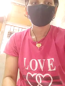 poojam93 online show from July 2026 04:44:02 AM