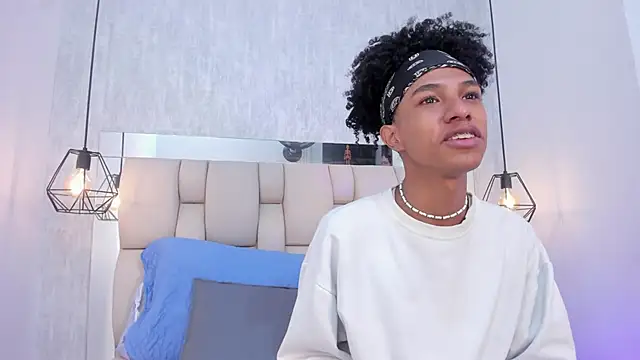 Johan gz  online show from October 2025 11:52:01 AM