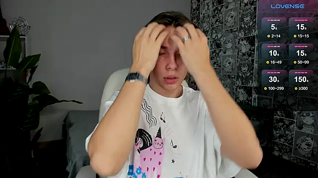 Snapshot of Robby_Manson chatting on September 2025 09:15:01 PM Robby Manson online show from September 2025 09:15:01 PM