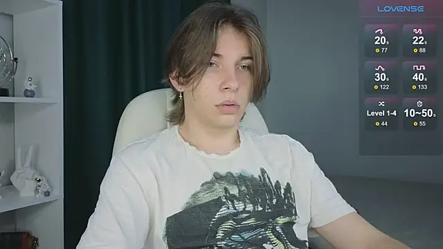 Snapshot of Robby_Manson chatting on September 2025 09:38:01 PM Robby Manson online show from September 2025 09:38:01 PM