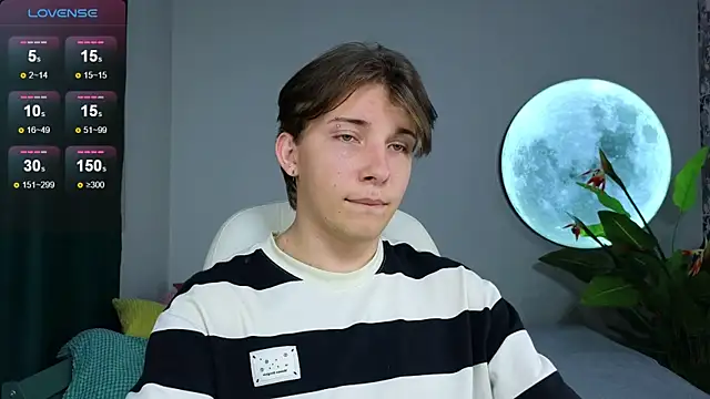 Snapshot of Robby_Manson chatting on October 2025 01:18:01 PM Robby Manson online show from October 2025 01:18:01 PM