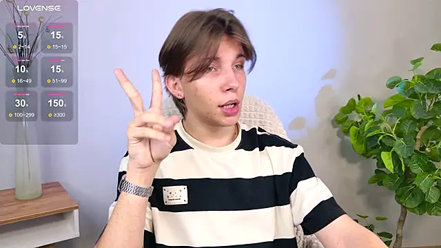 Snapshot of Robby_Manson chatting on November 2025 05:20:02 AM Robby Manson online show from November 2025 05:20:02 AM