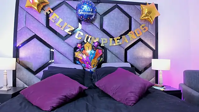 Snapshot of SuzzieSweet chatting on January 2026 10:56:02 PM SuzzieSweet online show from January 2026 10:56:02 PM