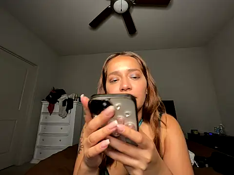 eurydicee online show from October 2025 03:26:02 AM